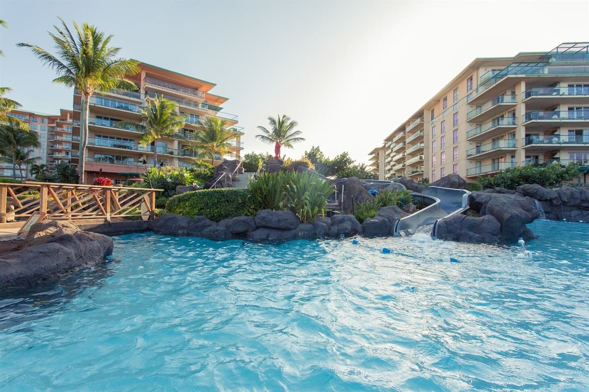 Condo in Lahaina · ★4.95 · 2 bedrooms · 3 beds · 2 baths - Photo 3