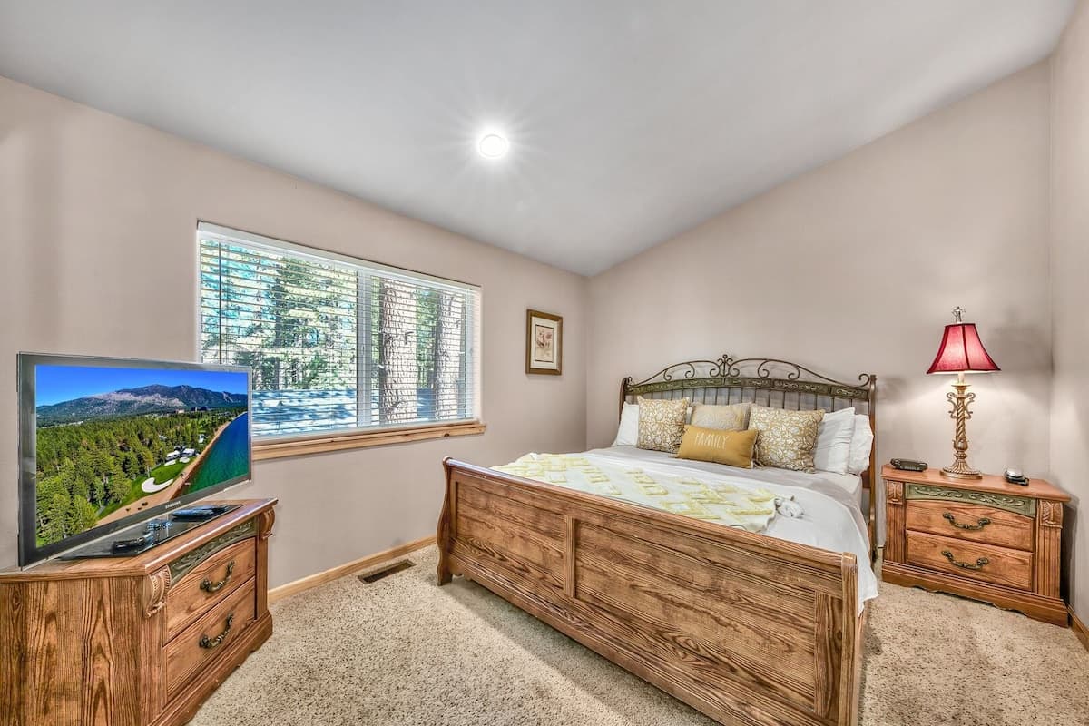 Heated Indoor Pool, 6BR Home Near Downtown - Photo 2