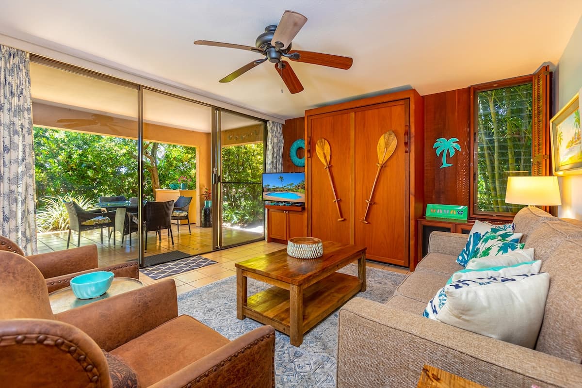 Condo in Kihei · ★4.8 · 1 bedroom · 2 beds · 1 bath - Photo 1