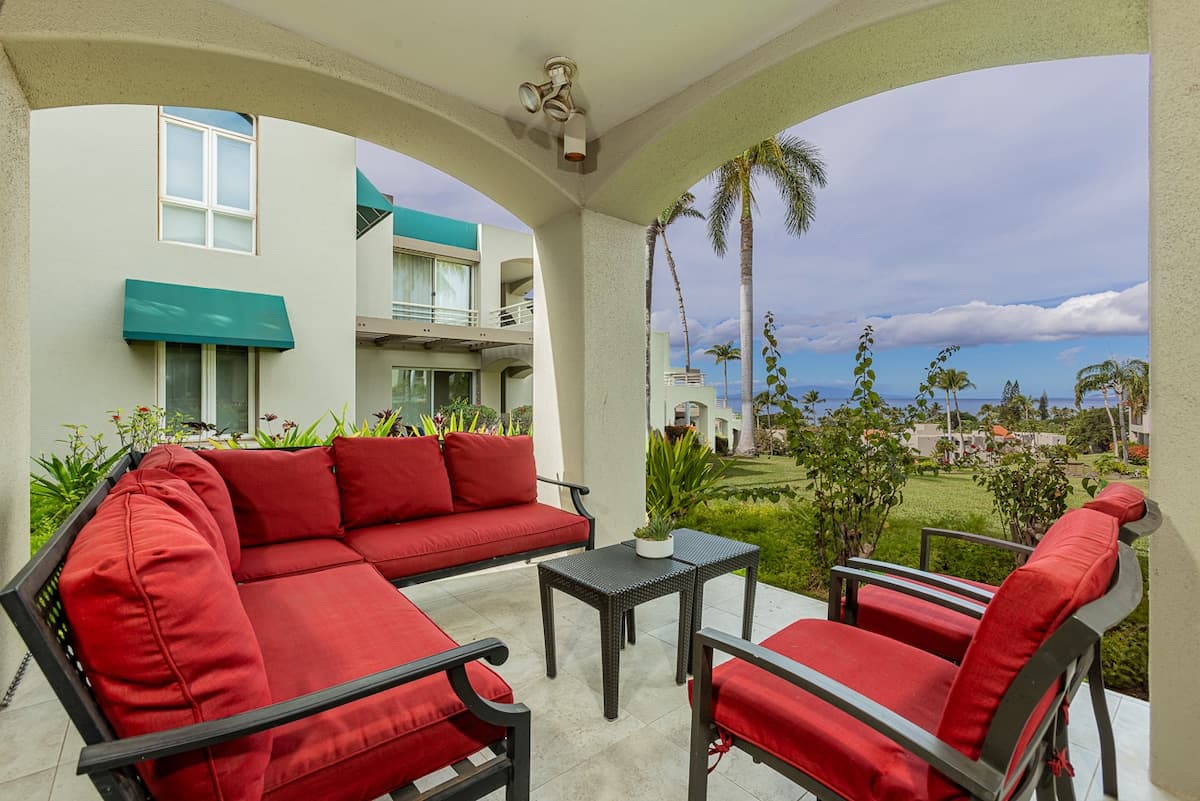 Condo in Kihei · ★5.0 · 2 bedrooms · 4 beds · 2 shared baths - Photo 1