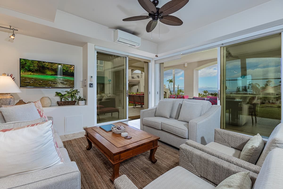 Condo in Kihei · ★5.0 · 2 bedrooms · 4 beds · 2 shared baths - Photo 3
