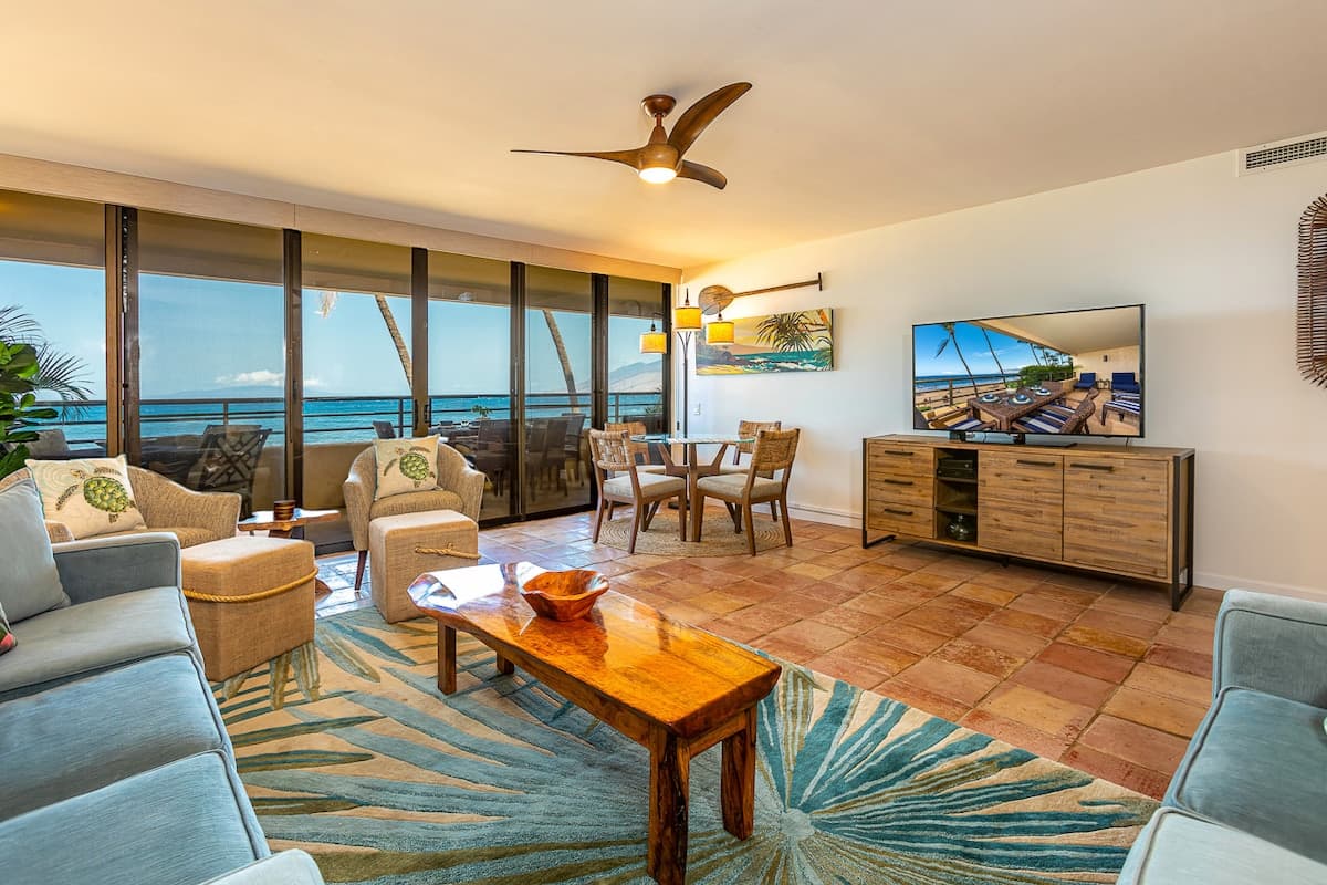 Condo in Wailea · ★5.0 · 2 bedrooms · 3 beds · 2 baths - Photo 4