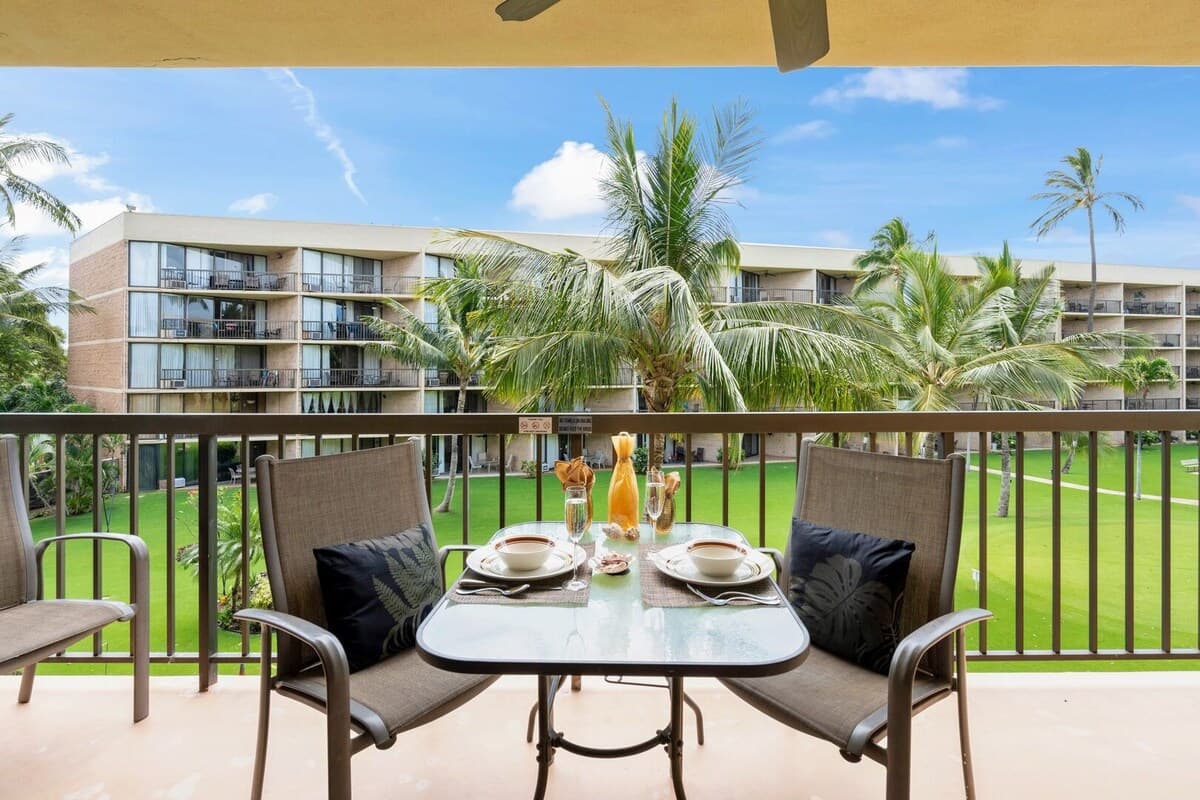 Condo in Kihei · ★4.64 · 1 bedroom · 3 beds · 2 baths - Photo 2