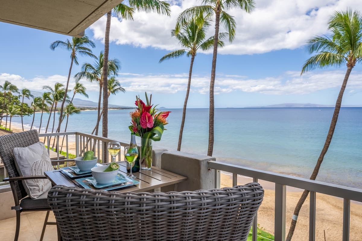 Condo in Kihei · ★4.89 · 1 bedroom · 2 beds · 2 baths - Photo 1