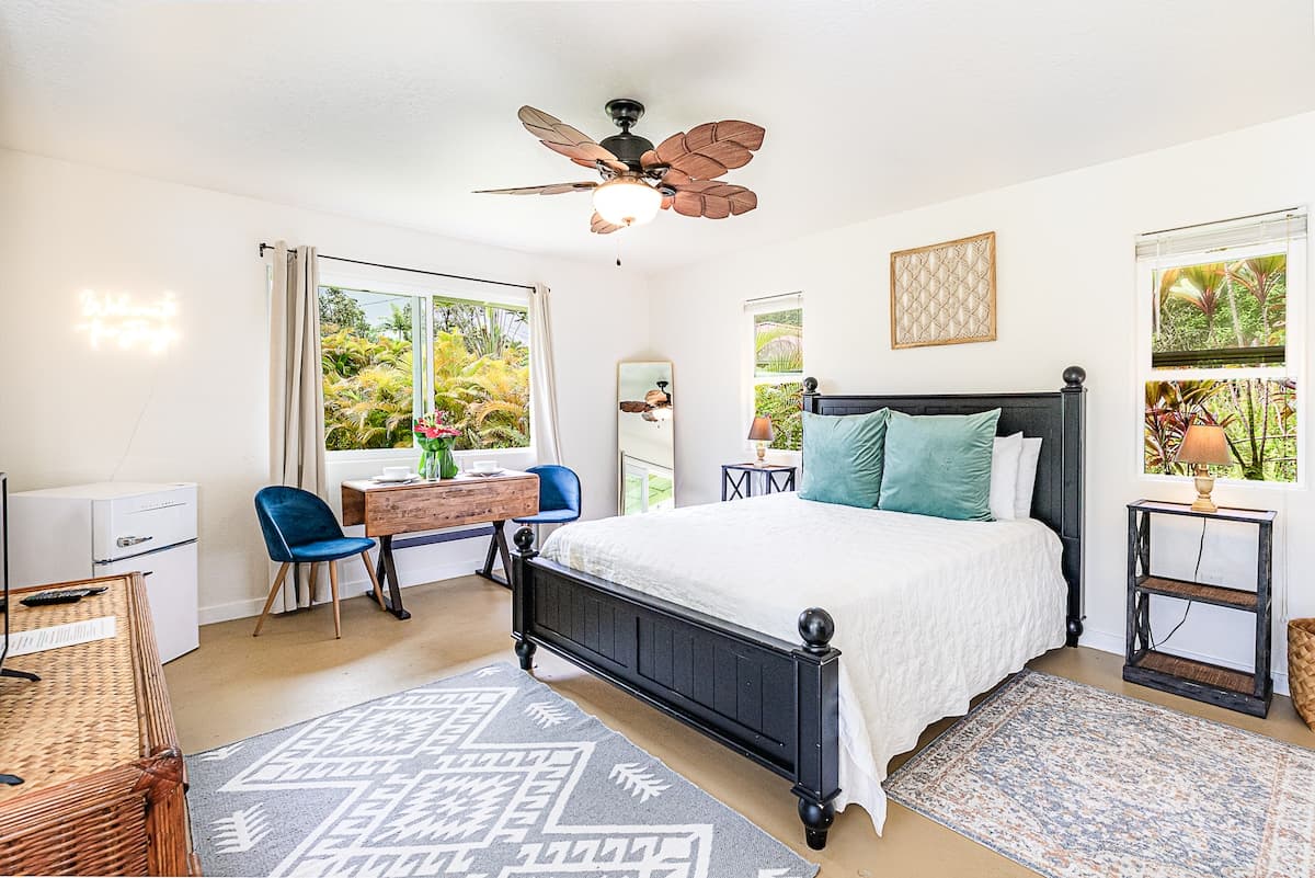 Jungle Studio Clean Comfy Affordable Near Hilo - Photo 1
