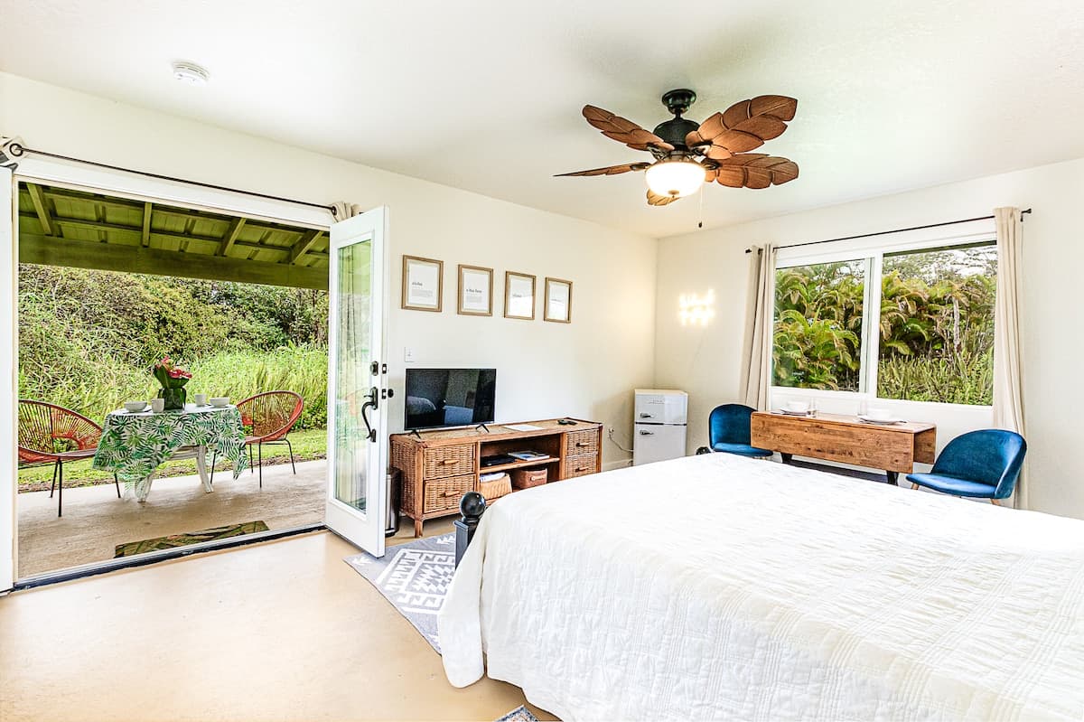 Jungle Studio Clean Comfy Affordable Near Hilo - Photo 4