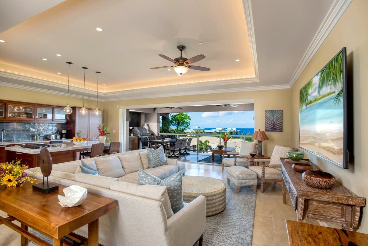 Townhouse in Kihei · ★5.0 · 3 bedrooms · 5 beds · 3.5 shared baths - Photo 2