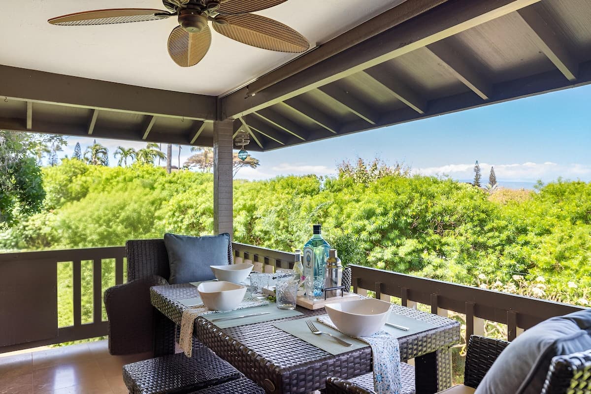 Condo in Lahaina · ★4.91 · 2 bedrooms · 3 beds · 2 baths - Photo 1