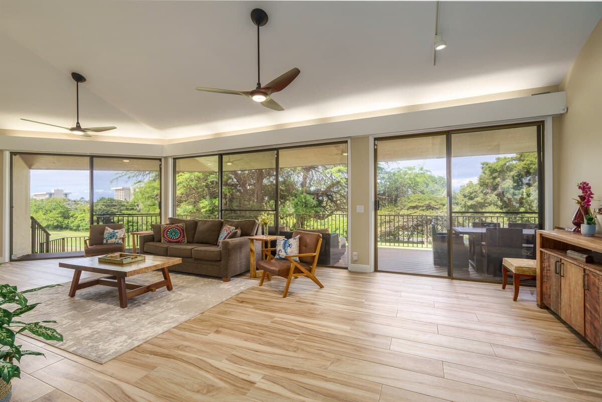 Home in Lahaina · ★4.86 · 3 bedrooms · 4 beds · 2 baths - Photo 3