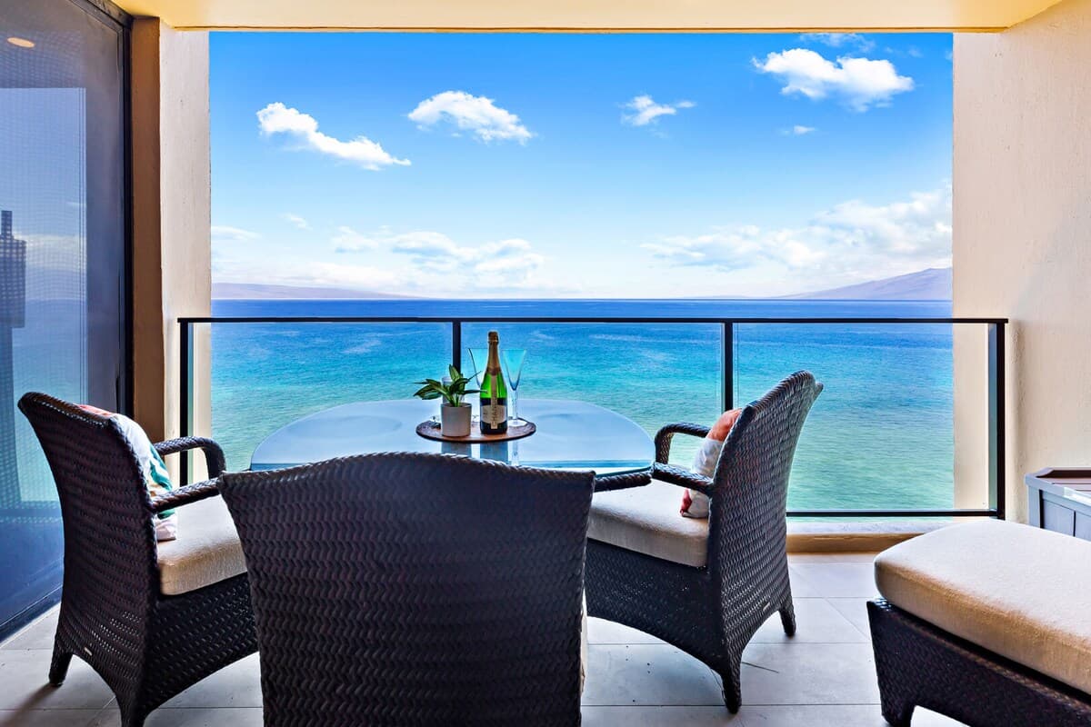 Condo in Lahaina · ★4.89 · 2 bedrooms · 2 beds · 2 baths - Photo 1