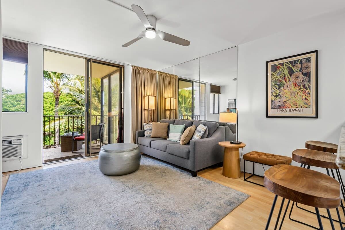Condo in Kihei · ★4.55 · 1 bedroom · 2 beds · 1 bath - Photo 2