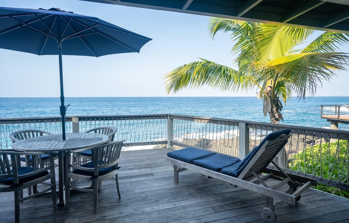 Home in Kailua-Kona · ★4.83 · 2 bedrooms · 3 beds · 2 baths - Photo 1