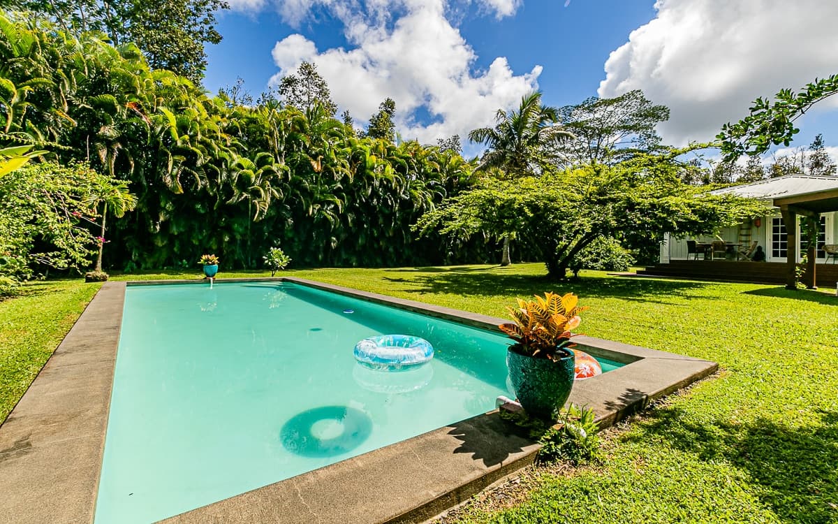 Home in Keaau · ★4.81 · 1 bedroom · 1 bed · 1.5 baths - Photo 1