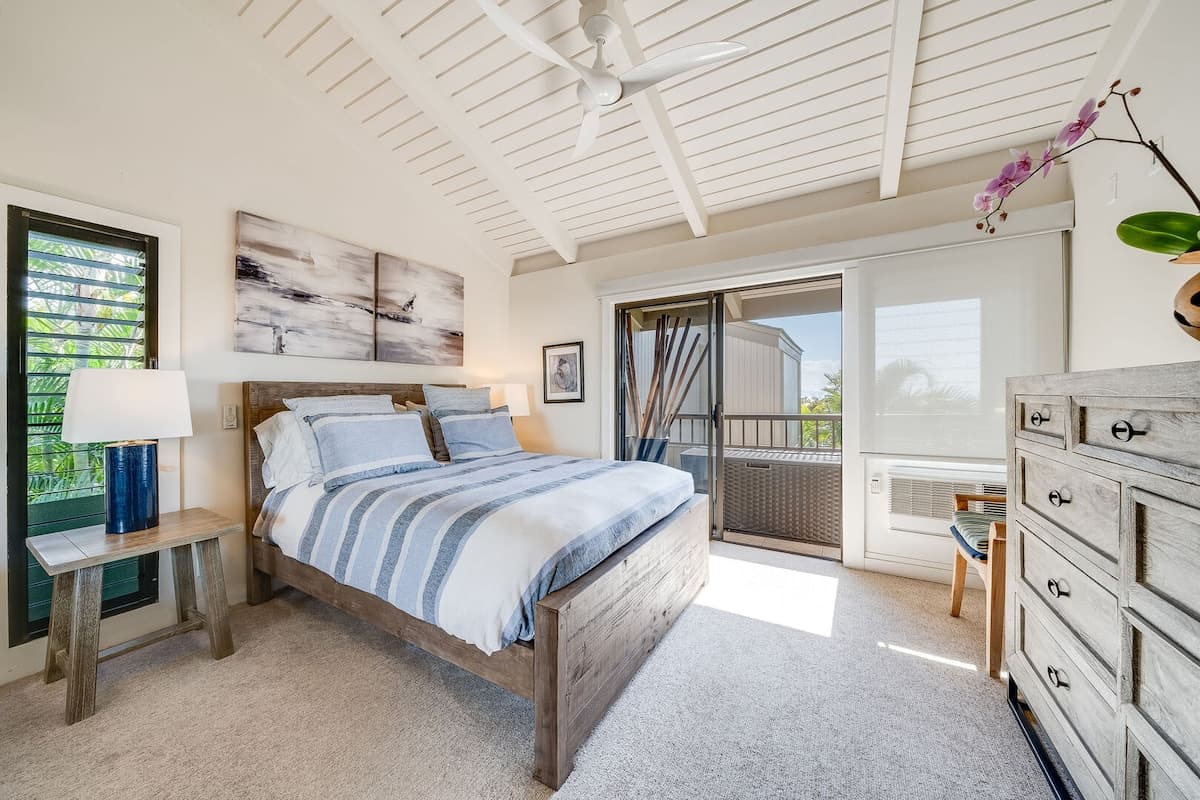 Condo in Kihei · ★4.74 · 2 bedrooms · 2 beds · 2 baths - Photo 5