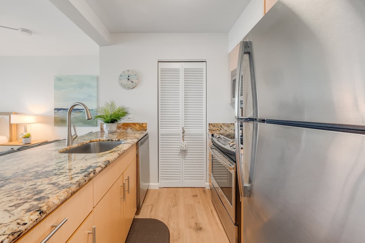 Condo in Lahaina · ★4.98 · 1 bedroom · 1 bed · 1 private bath - Photo 1