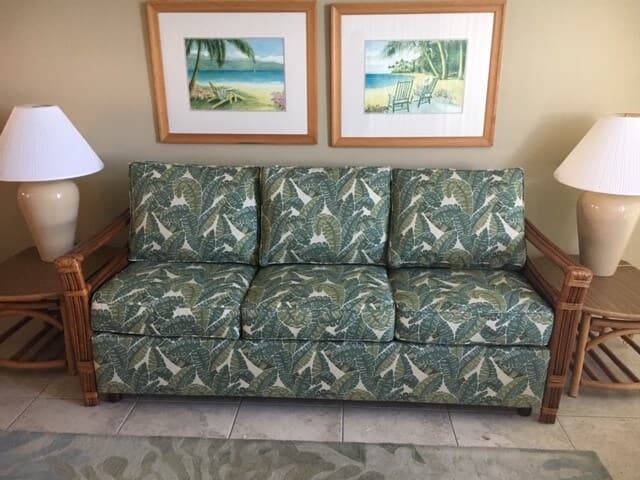 Condo in Lahaina · ★5.0 · 1 bedroom · 2 beds · 1 shared bath - Photo 5