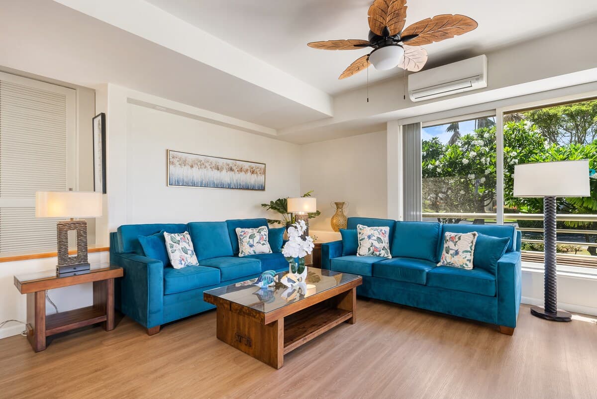 Condo in Kihei · ★4.95 · 2 bedrooms · 4 beds · 2 baths - Photo 3