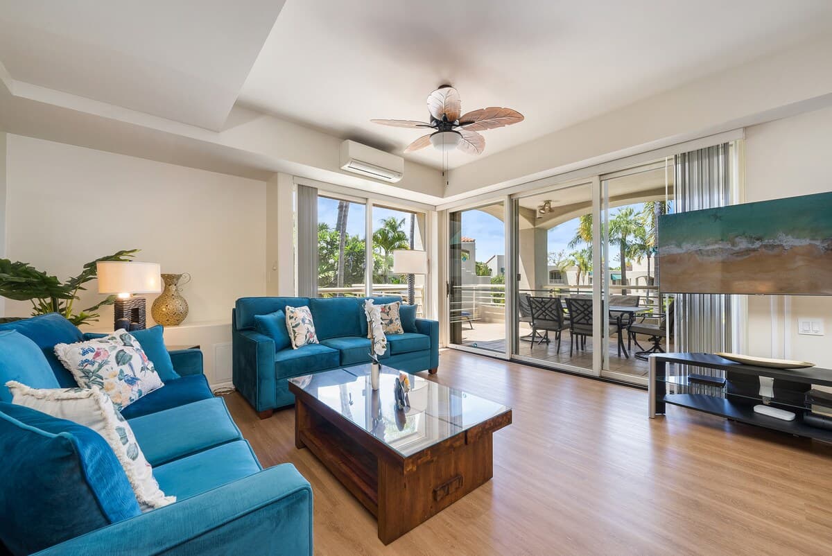 Condo in Kihei · ★4.95 · 2 bedrooms · 4 beds · 2 baths - Photo 4