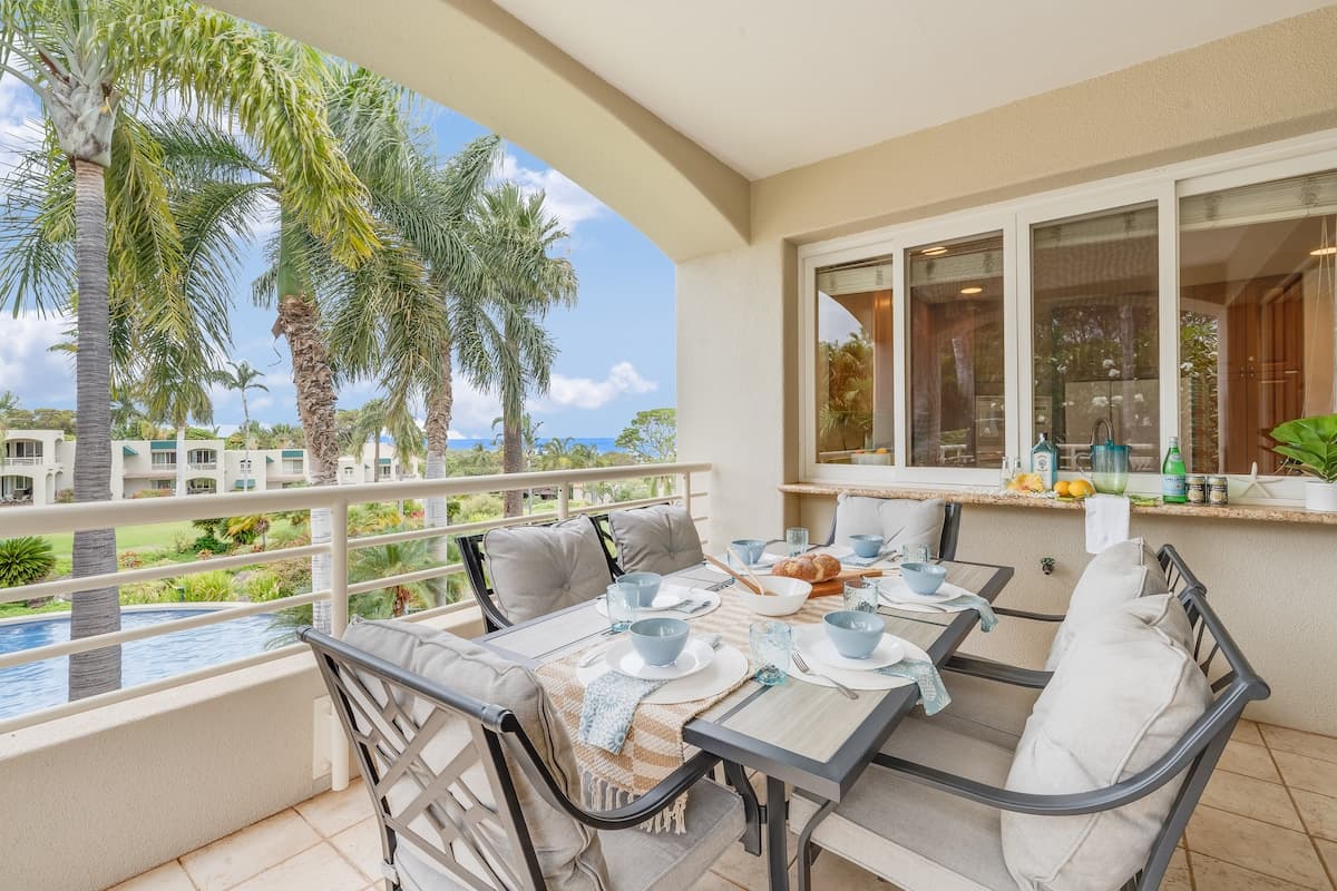 Condo in Kihei · ★4.95 · 2 bedrooms · 4 beds · 2 baths - Photo 1
