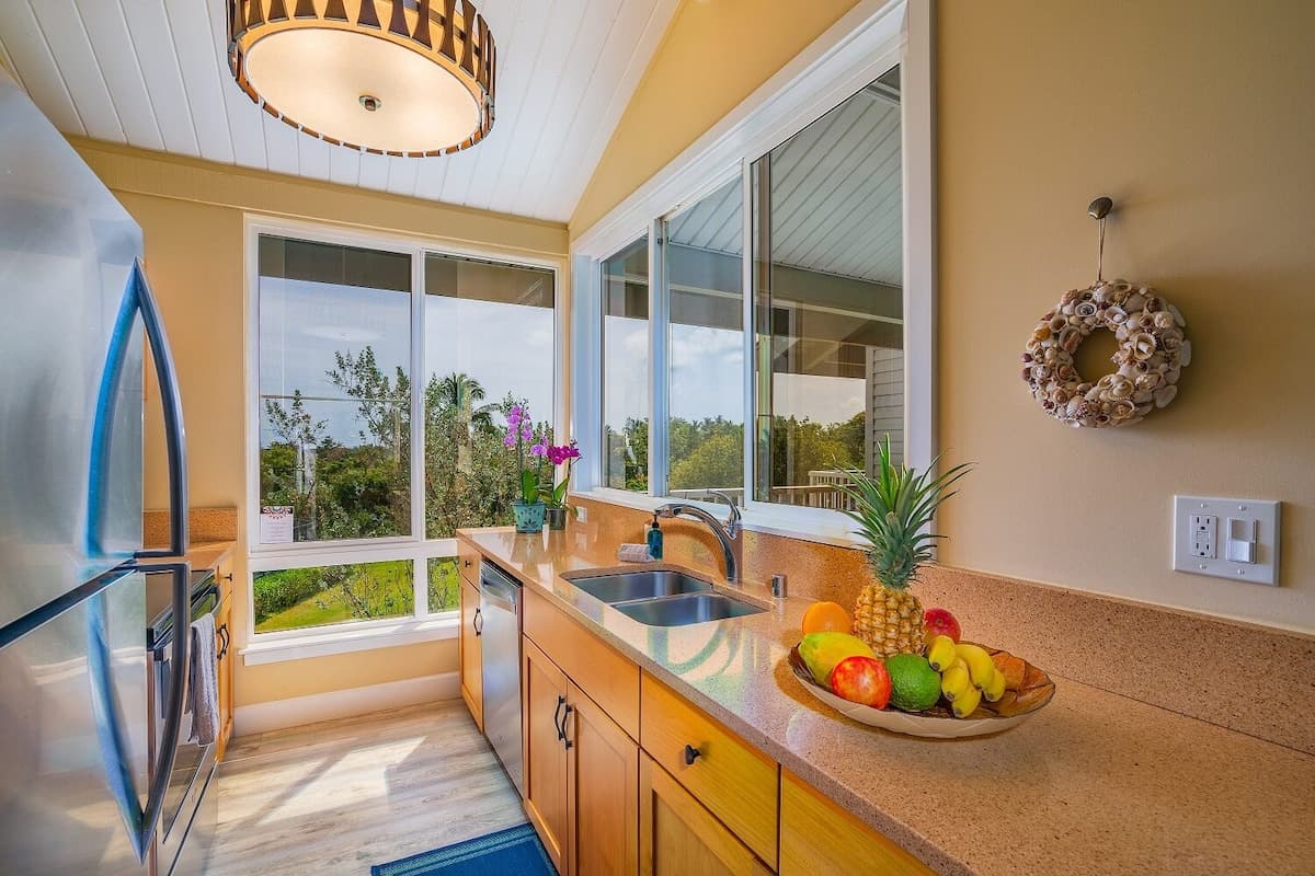 Condo in Princeville · ★4.89 · 2 bedrooms · 2 beds · 2 private baths - Photo 5