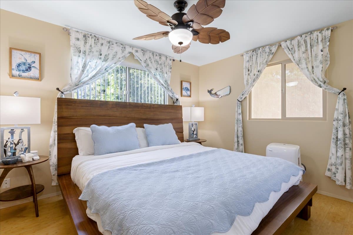 Home in Kailua-Kona · ★4.92 · 6 bedrooms · 6 beds · 3 private baths - Photo 4