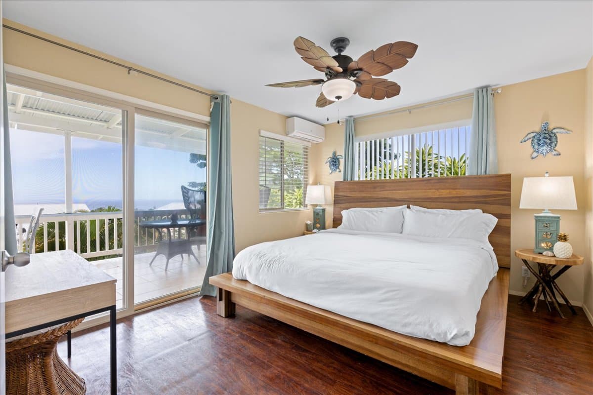 Home in Kailua-Kona · ★4.92 · 6 bedrooms · 6 beds · 3 private baths - Photo 3
