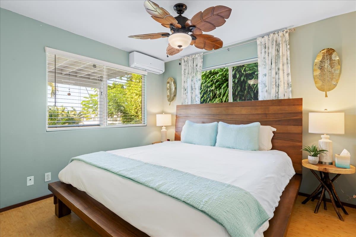 Home in Kailua-Kona · ★4.92 · 6 bedrooms · 6 beds · 3 private baths - Photo 2