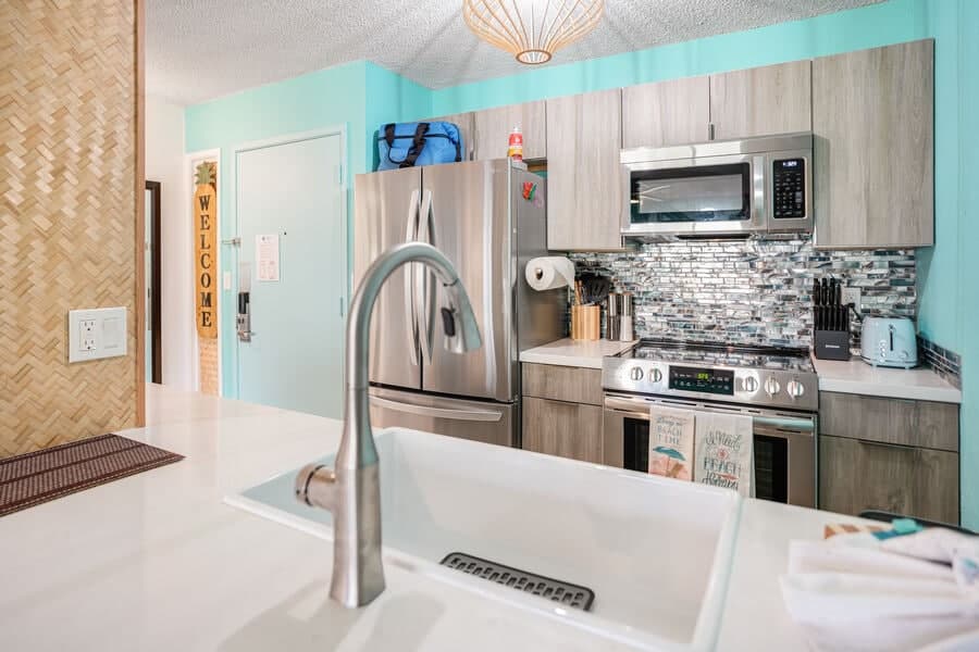 Condo in Kapaa · ★4.74 · 1 bedroom · 3 beds · 1 private bath - Photo 5