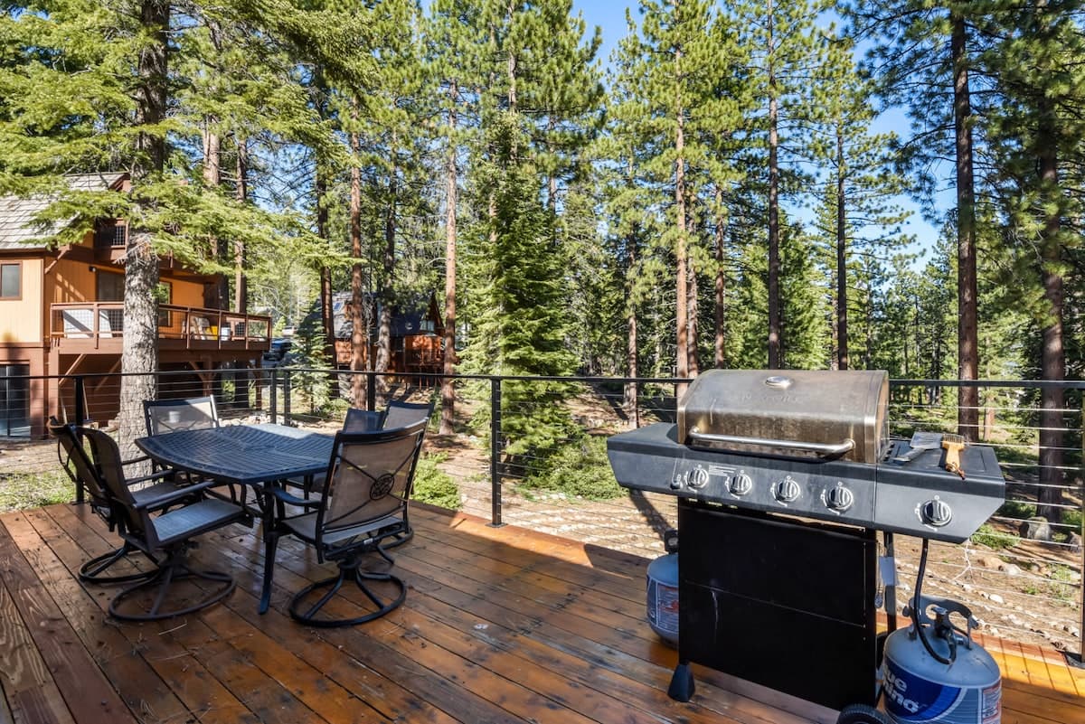 Home in Incline Village · ★3.67 · 3 bedrooms · 5 beds · 3 private baths - Photo 3