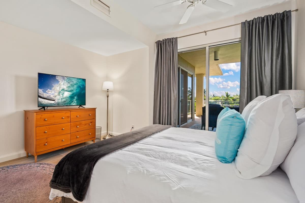Condo in Waikoloa Beach Resort · ★4.74 · 2 bedrooms · 3 beds · 2 shared baths - Photo 5