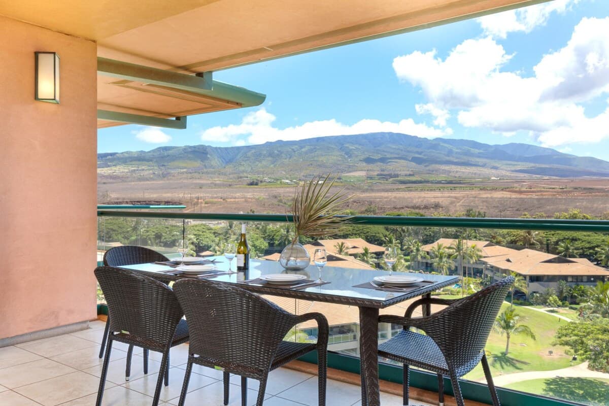Condo in Lahaina · ★5.0 · 1 bedroom · 2 beds · 1 bath - Photo 2
