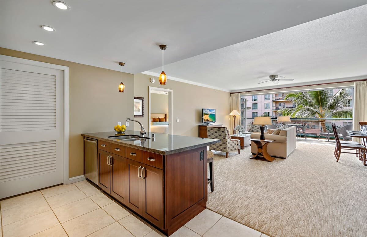 Condo in Lahaina · ★4.83 · 2 bedrooms · 3 beds · 2 baths - Photo 5