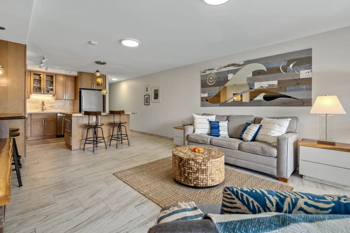 Condo in Kihei · ★4.84 · 1 bedroom · 2 beds · 2 private baths - Photo 2