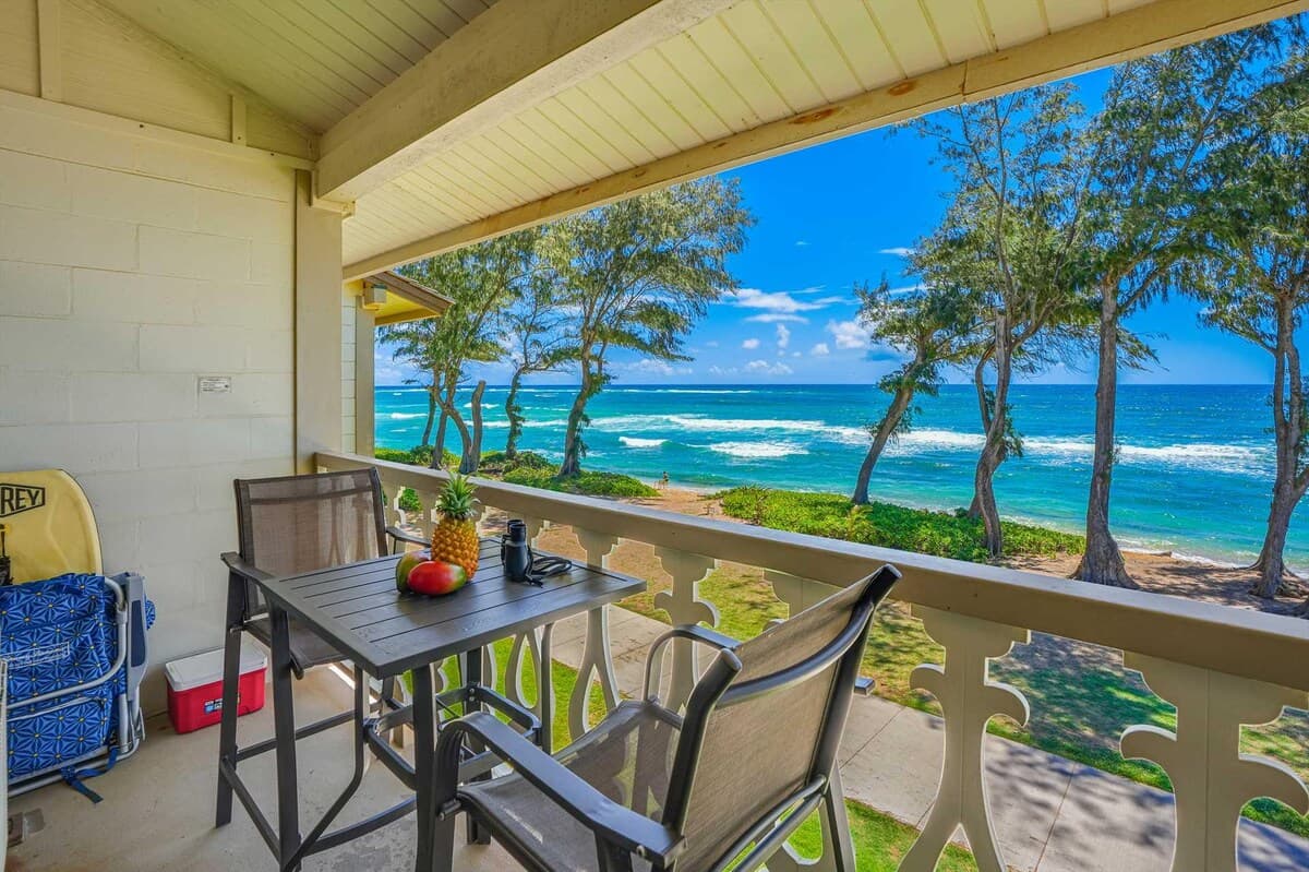 Islander on the Beach 328 Oceanfront Studio - Photo 2