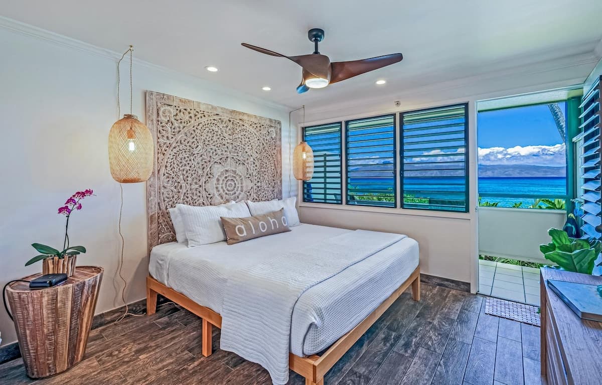 Condo in Lahaina · ★5.0 · 1 bedroom · 2 beds · 1 bath - Photo 1
