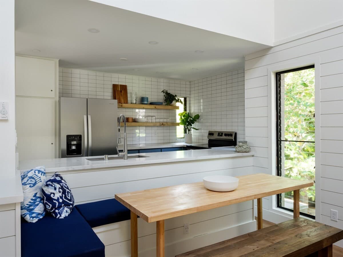 Condo in Kihei · ★4.8 · 2 bedrooms · 5 beds · 2 private baths - Photo 3