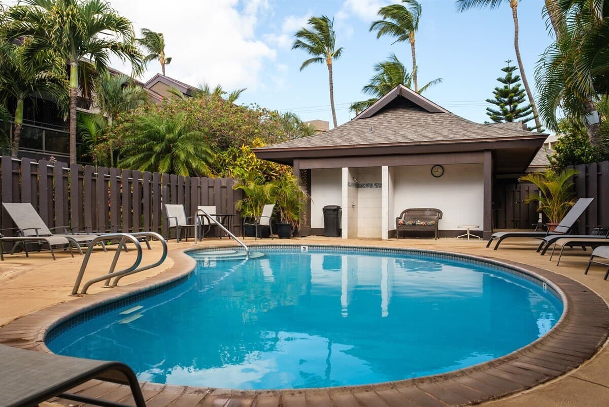 Condo in Kihei · ★4.8 · 2 bedrooms · 5 beds · 2 private baths - Photo 4