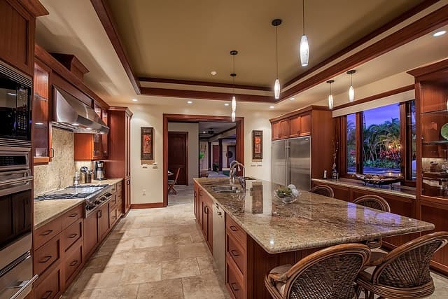 Home in Waimea · ★5.0 · 5 bedrooms · 6 beds · 4.5 baths - Photo 5