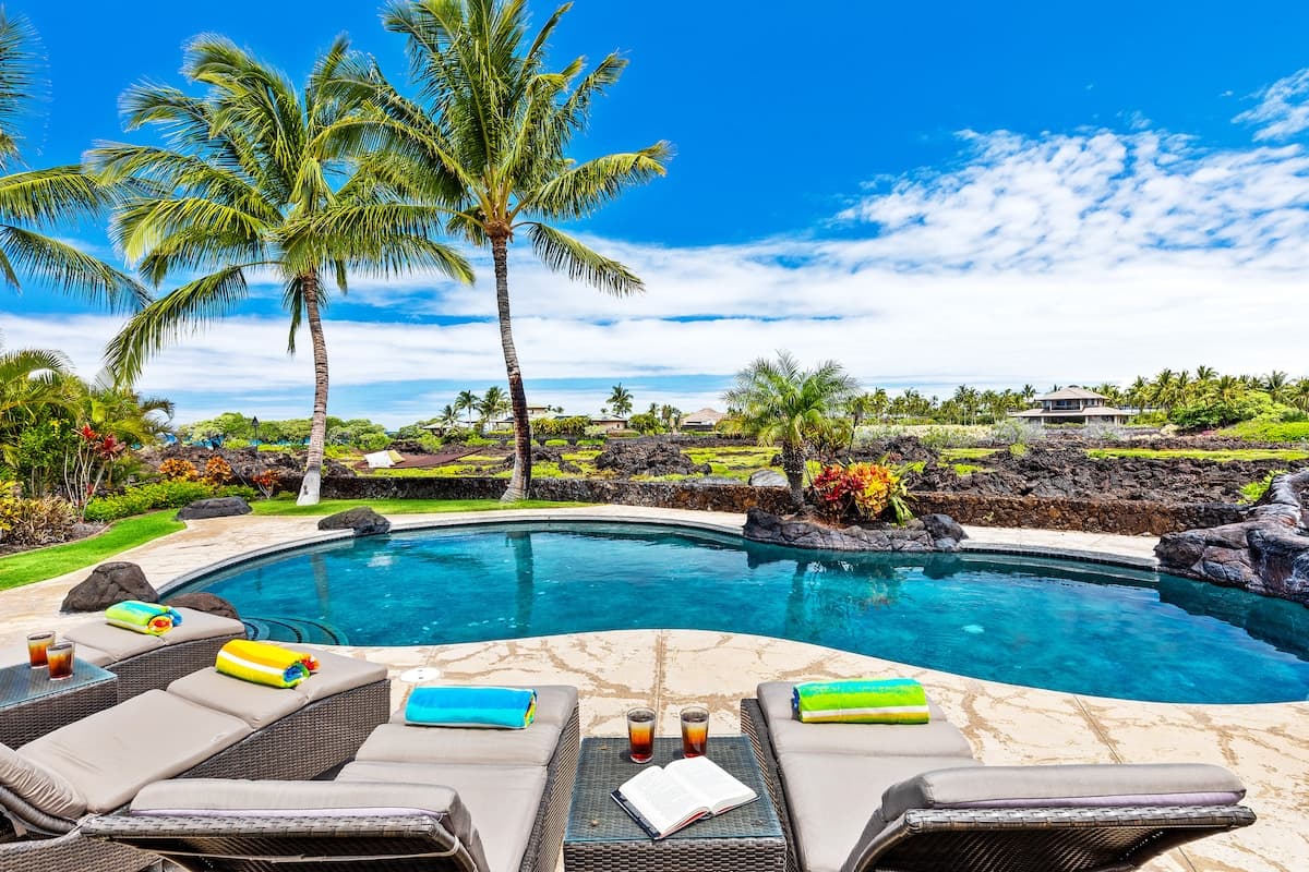 Home in Waikoloa Village · ★5.0 · 5 bedrooms · 8 beds · 4.5 baths - Photo 3
