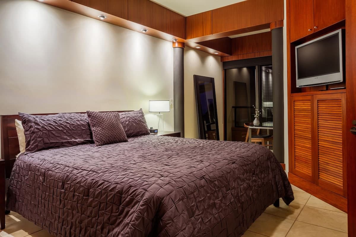 Condo in Waimea · ★5.0 · 3 bedrooms · 3 beds · 3.5 baths - Photo 5
