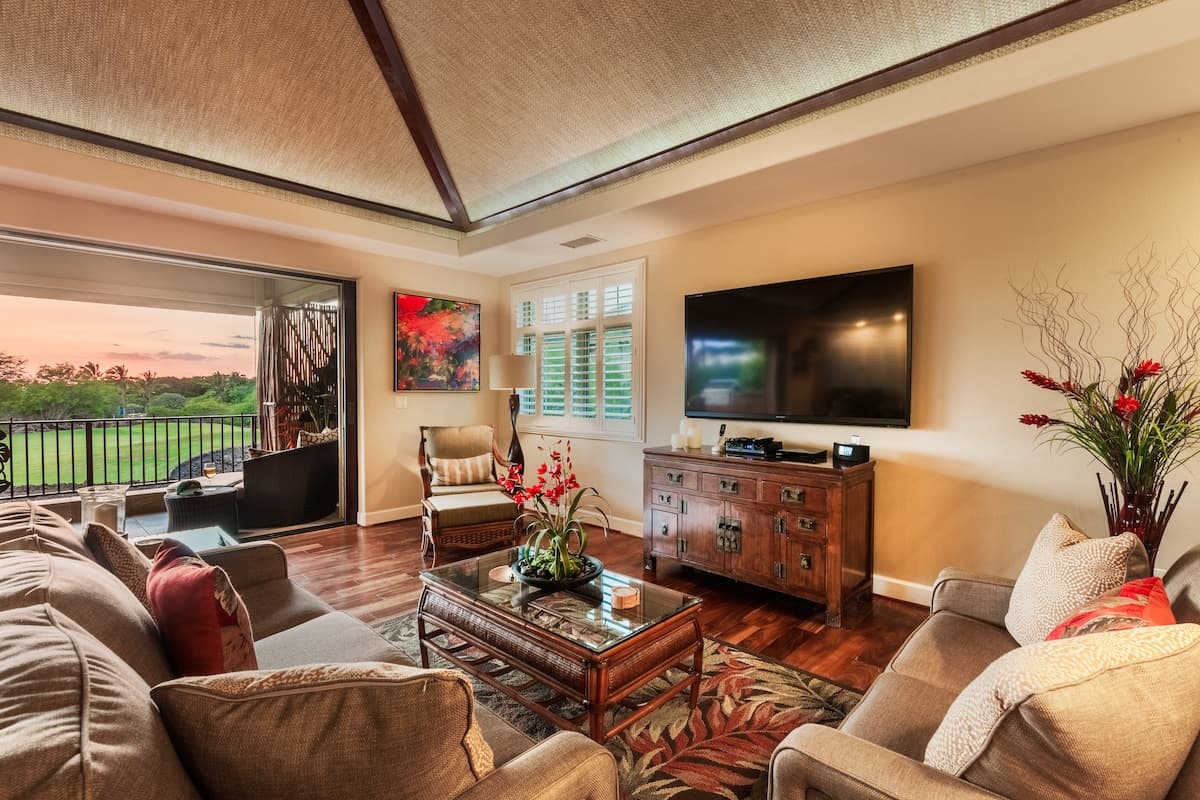 Home in Waimea · ★5.0 · 3 bedrooms · 4 beds · 3 baths - Photo 5
