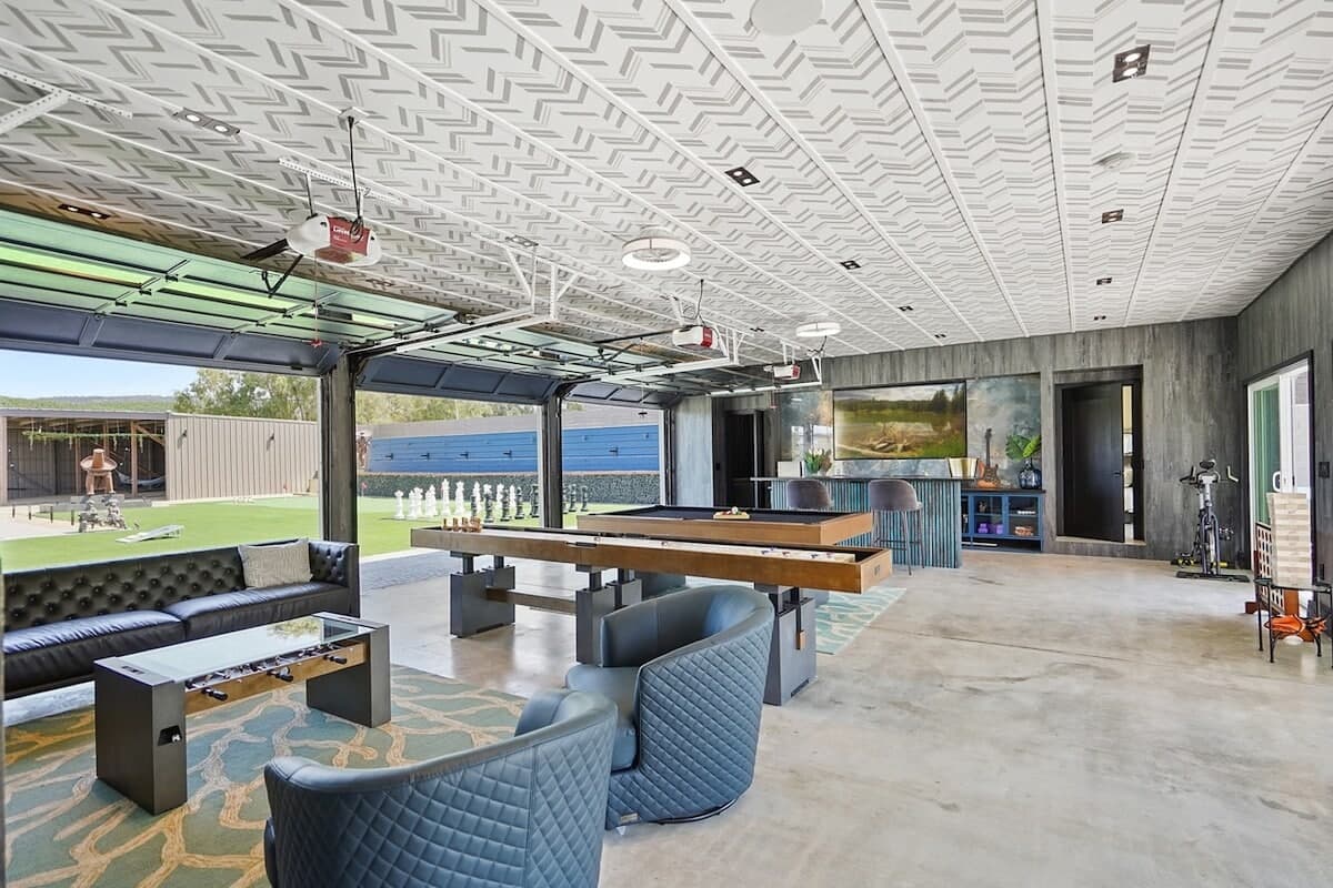 Serene Sonoma Villa by Rolling Vineyards - Photo 4