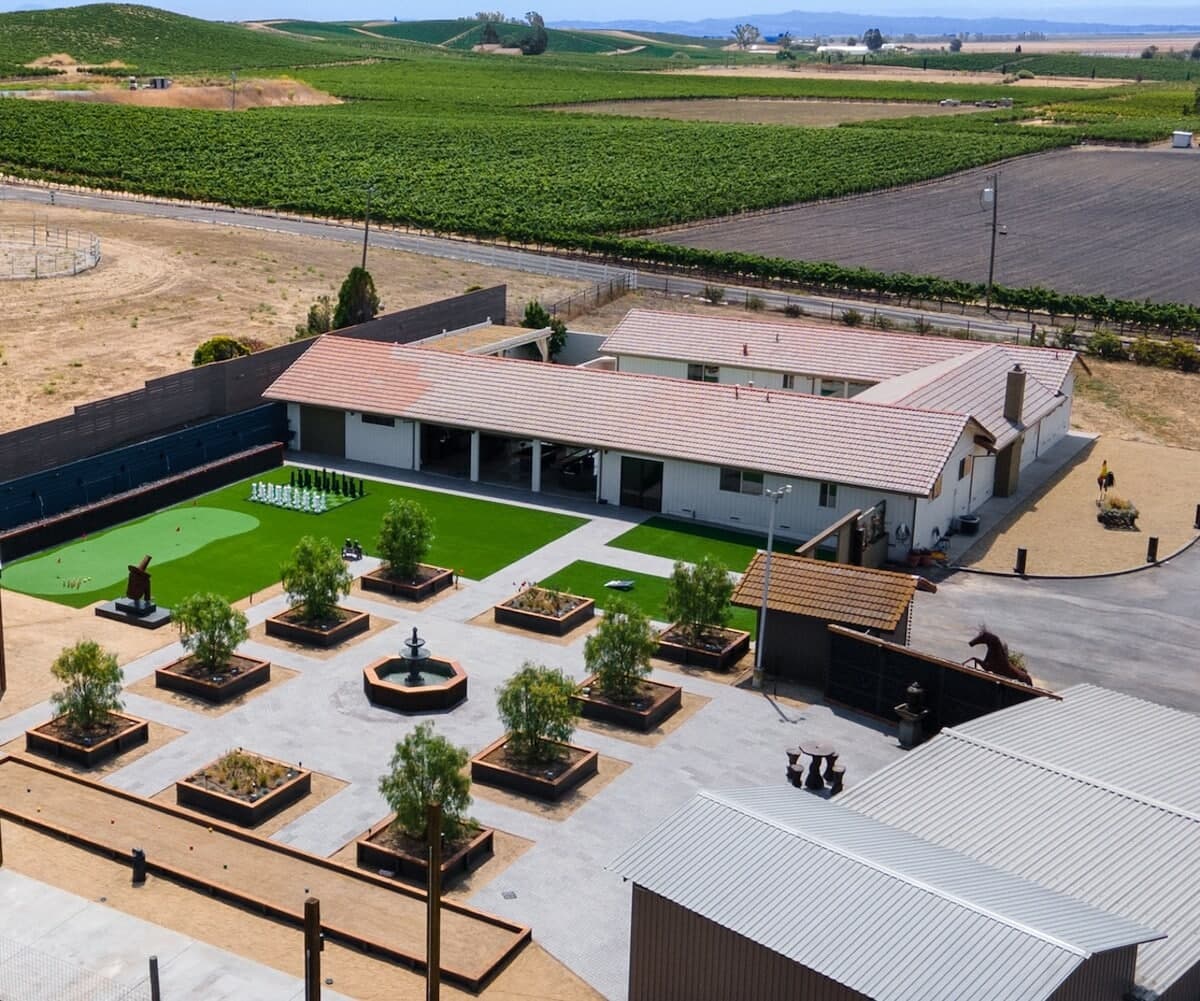 Serene Sonoma Villa by Rolling Vineyards - Photo 2