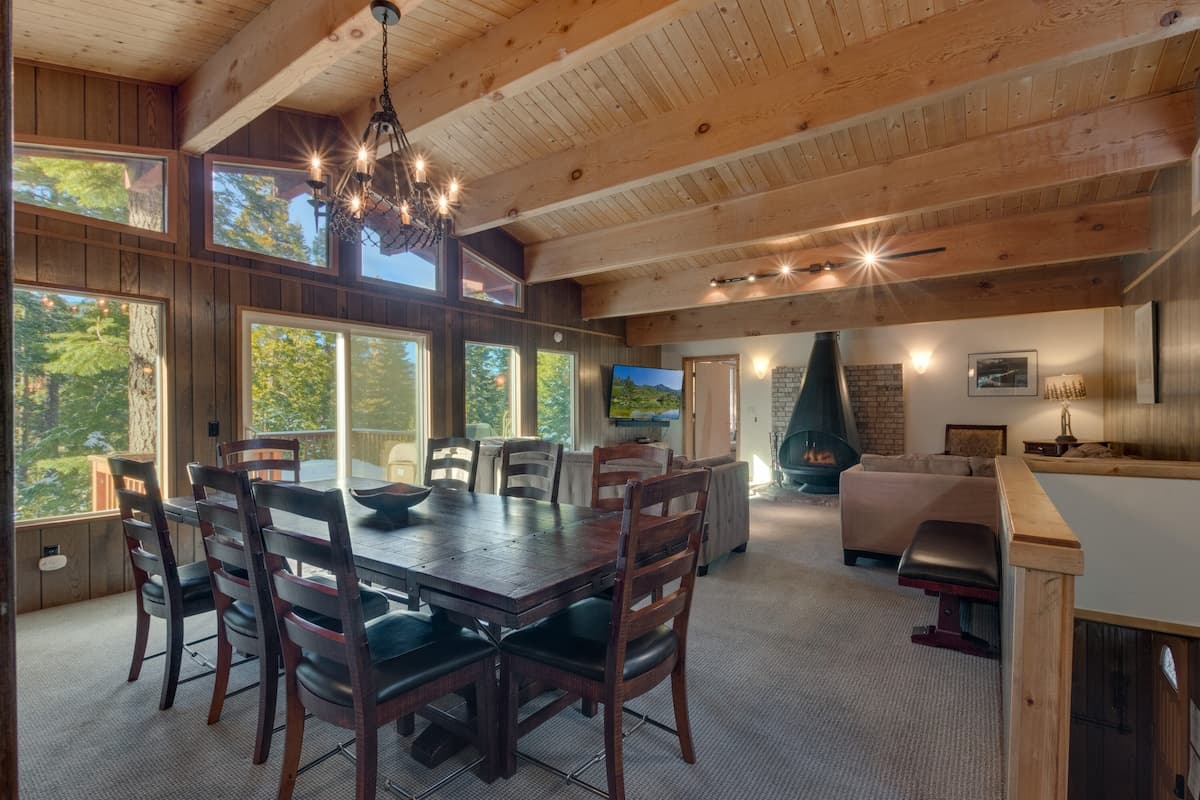 Lake-View Dog-Friendly Cabin Near Chambers Landing - Photo 4