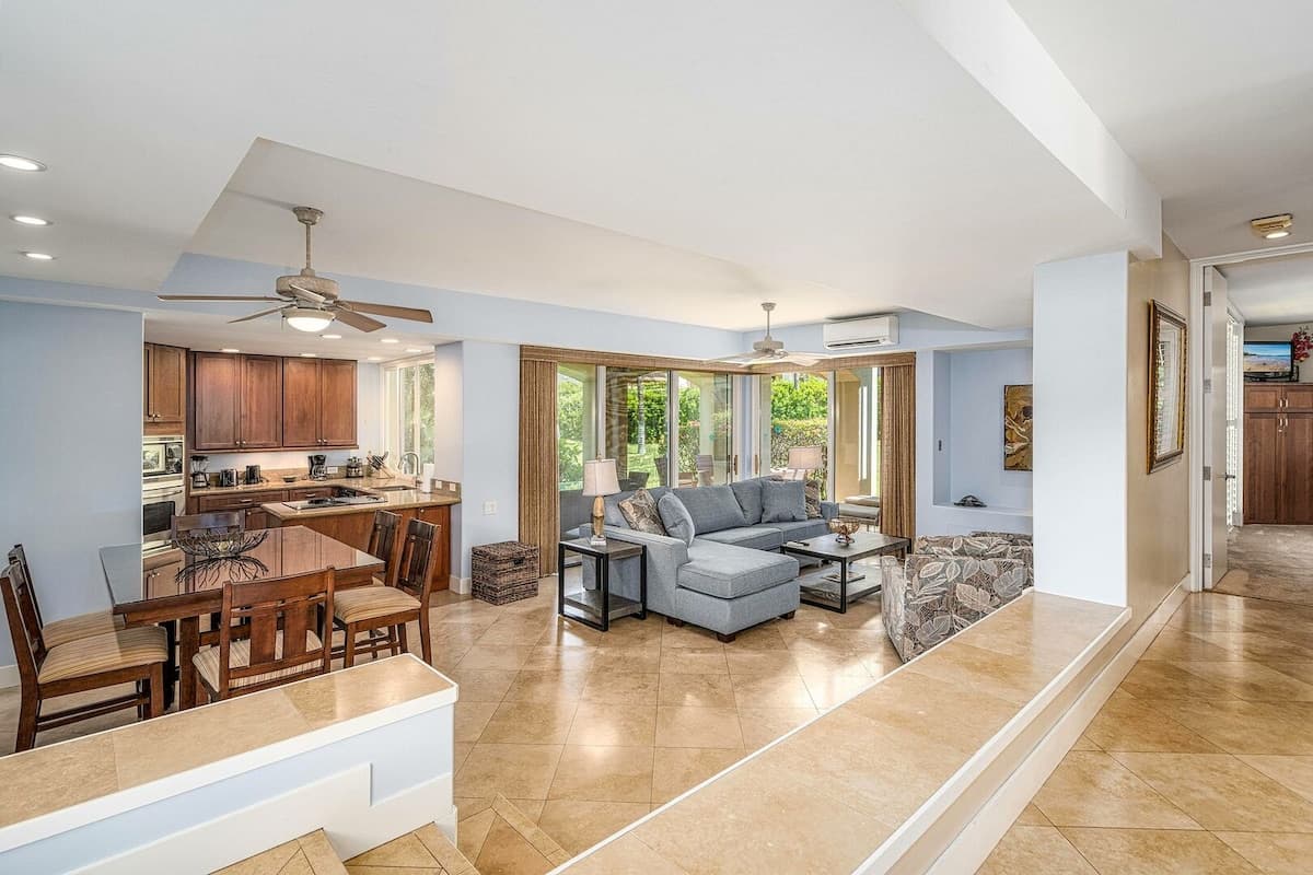 Condo in Kihei · ★4.43 · 2 bedrooms · 3 beds · 2 private baths - Photo 1