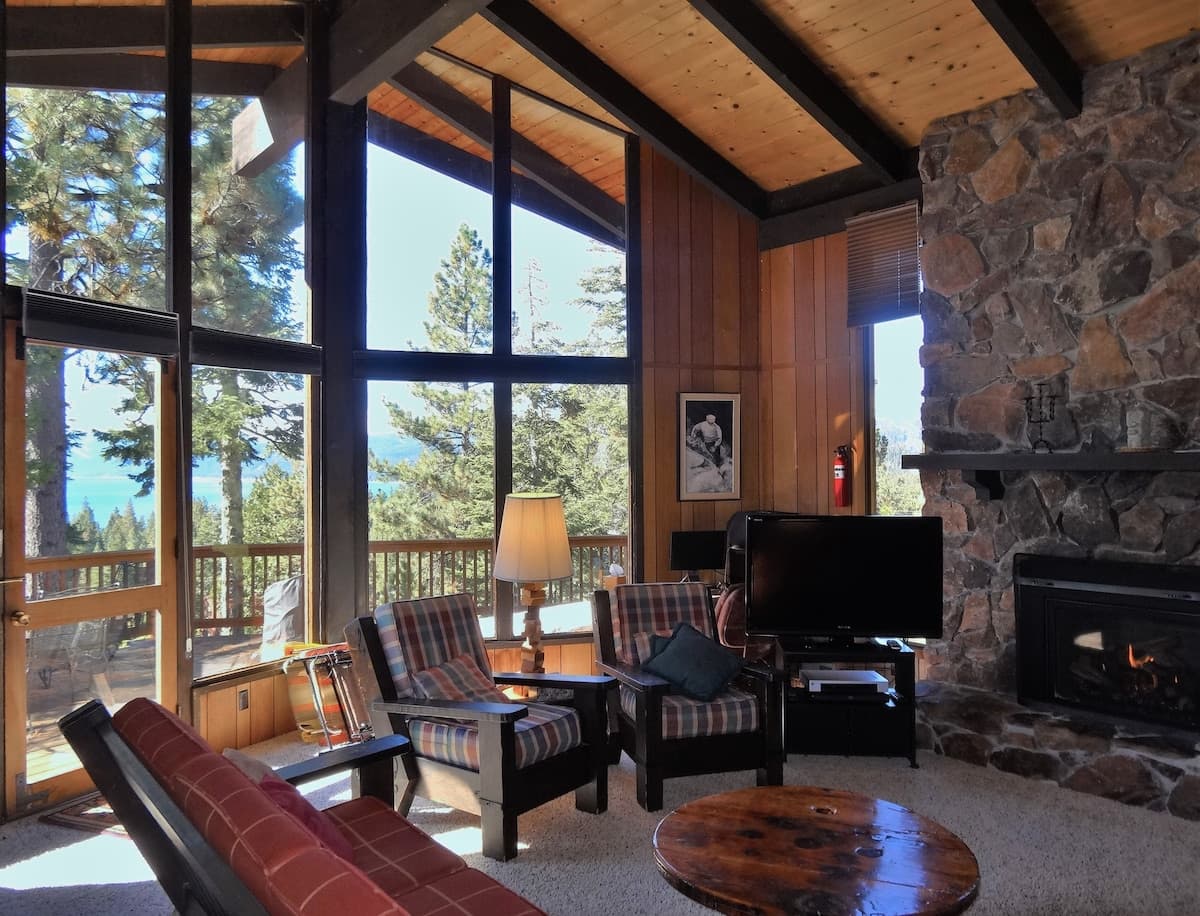 Lake View Chalet, 4-Level Family Getaway - Photo 1