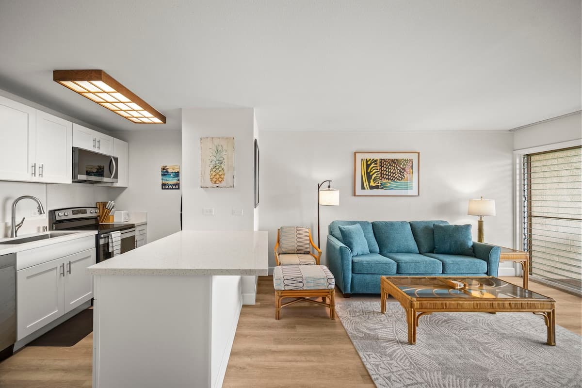 Condo in Kapaa · ★4.89 · 1 bedroom · 2 beds · 1 private bath - Photo 5