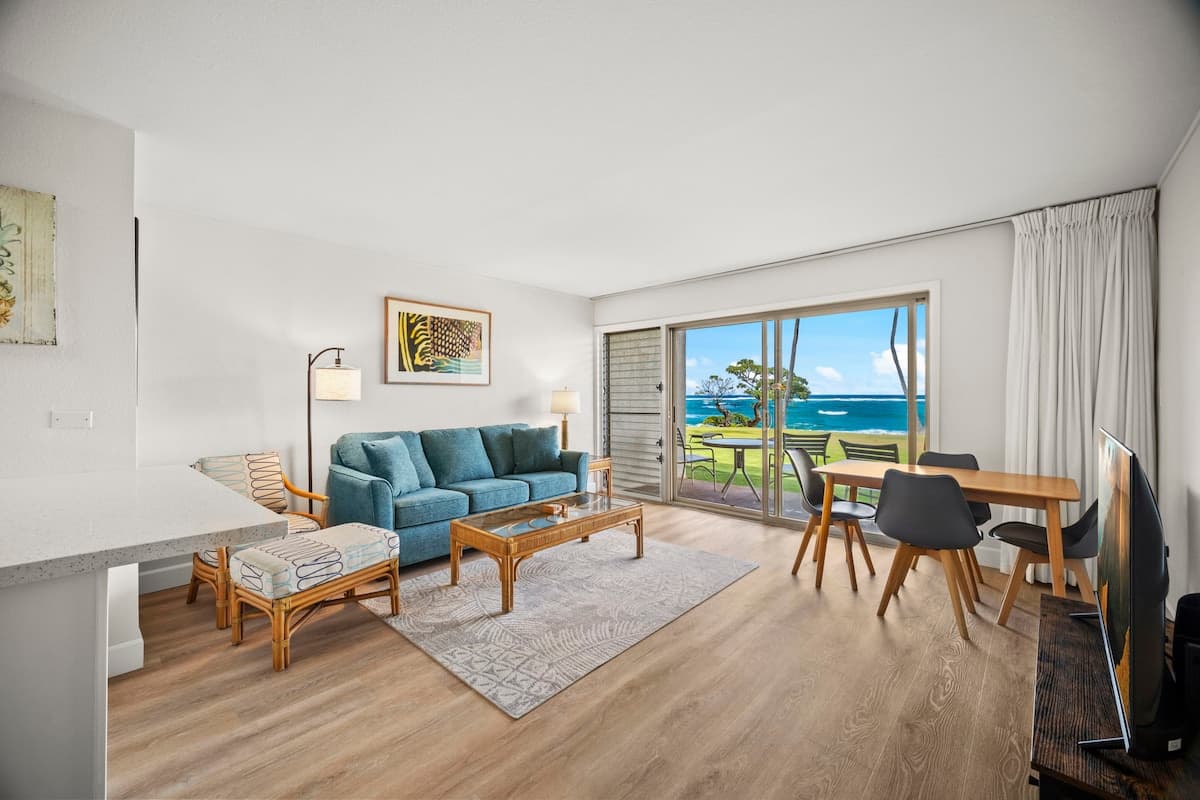 Condo in Kapaa · ★4.89 · 1 bedroom · 2 beds · 1 private bath - Photo 1
