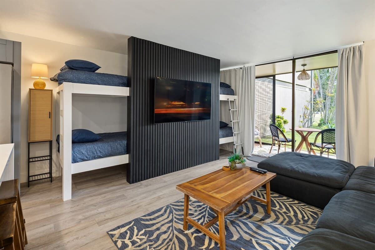Condo in Kawela Bay · ★4.85 · 1 bedroom · 5 beds · 1 private bath - Photo 3