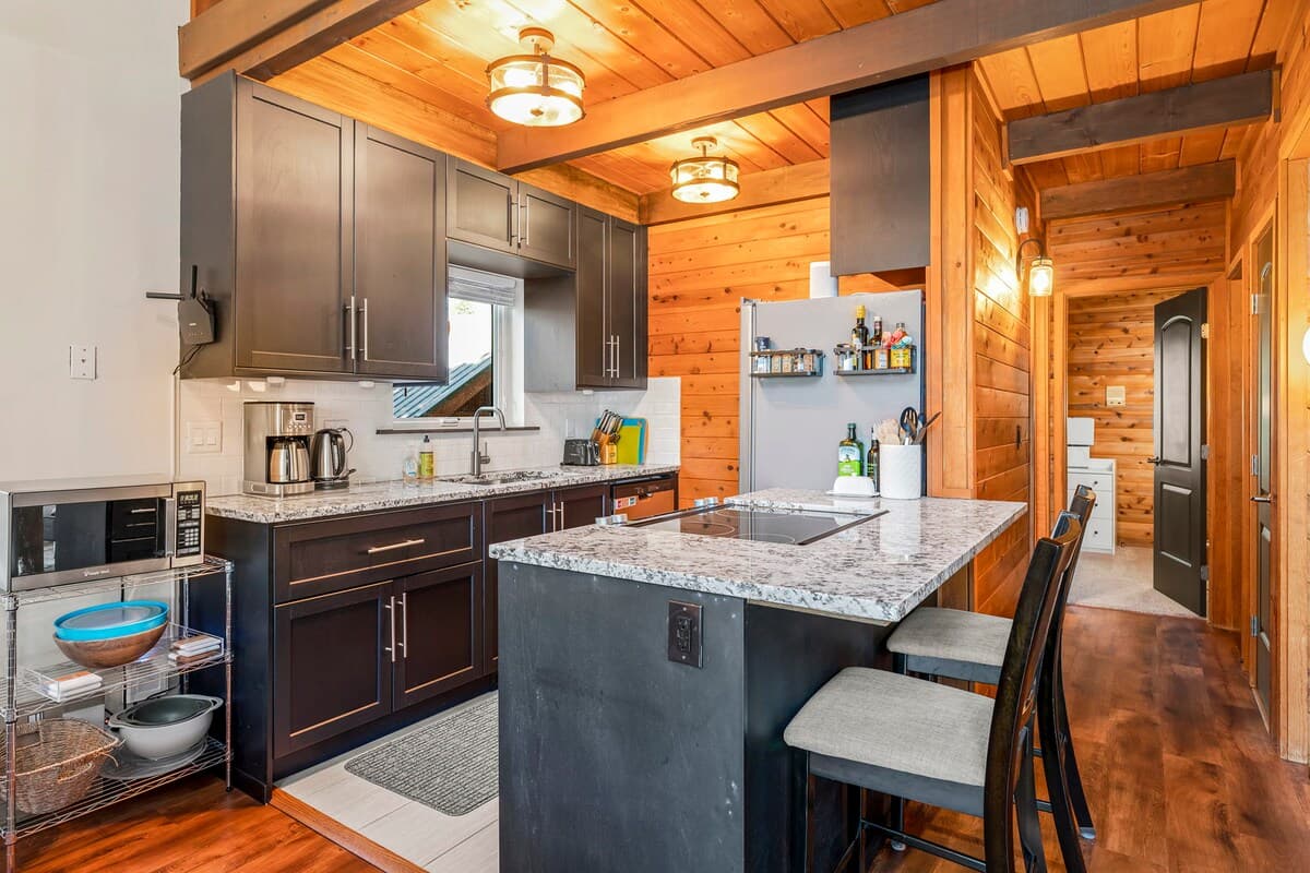 The Chalet on Bennett Flat - Tahoe Donner Cabin - Photo 3